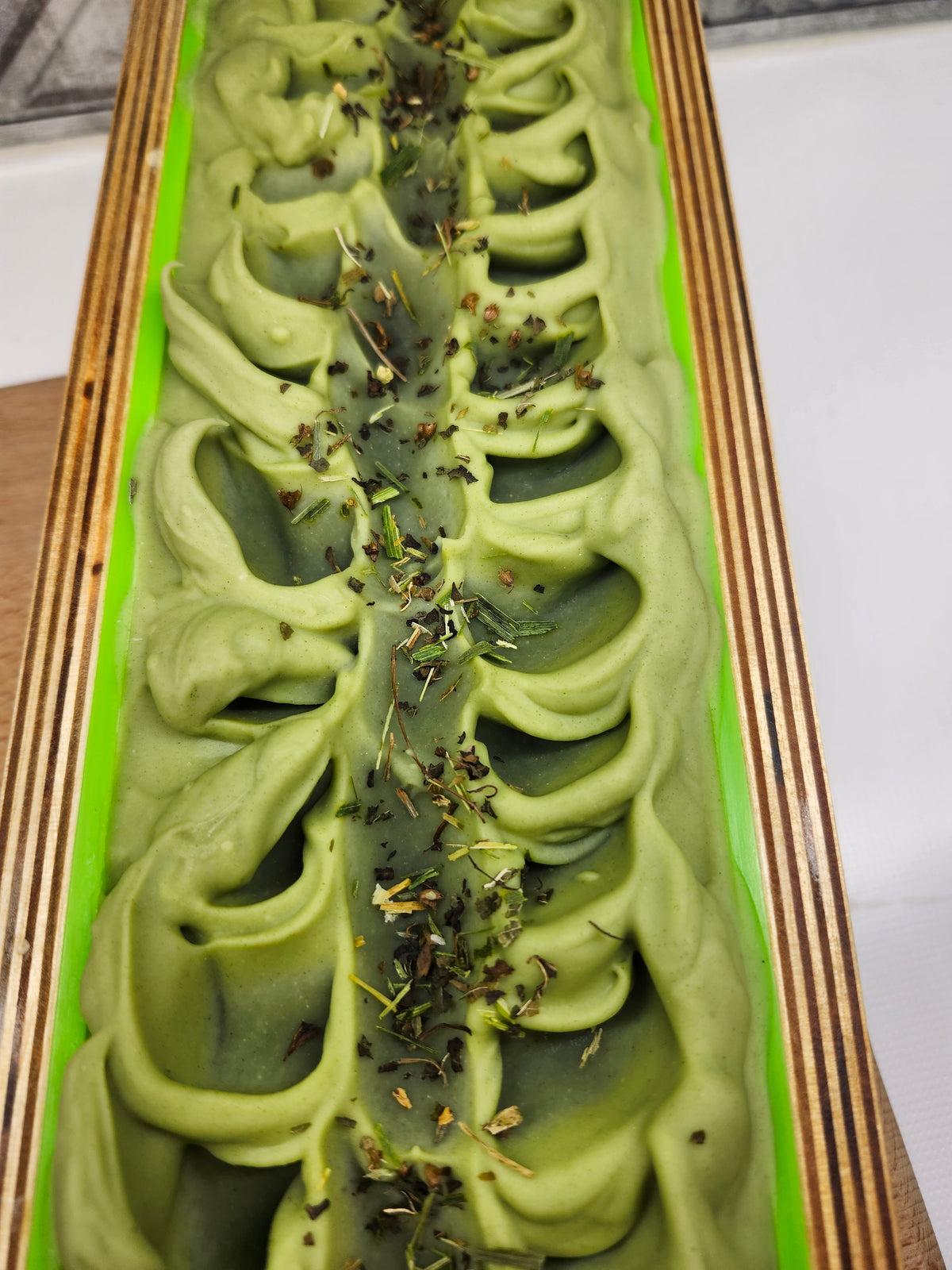 Verte – Avocado, Spearmint & Lime Soap Bar with Aloe | Longmont, CO